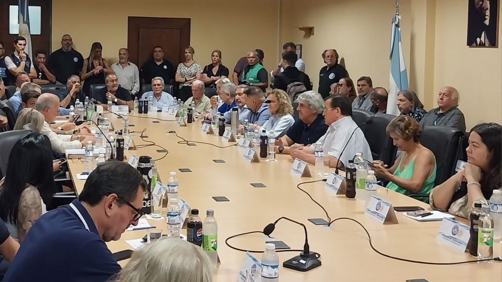 Extensa reunión cegetista en Azopardo