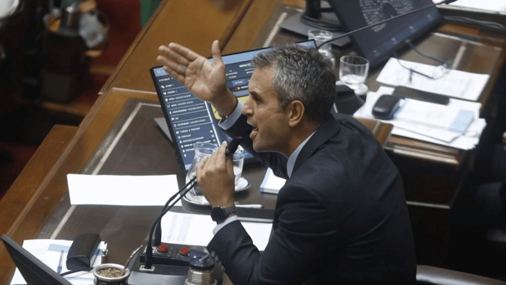 Acalorado debate en la sesión en Diputados del Congreso