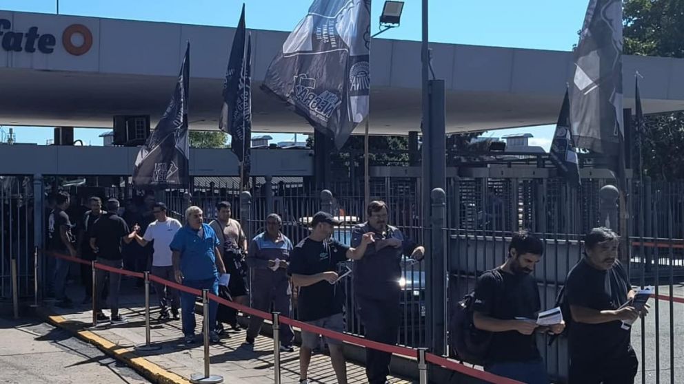 Aval gubernamental al reclamo del gremio de neumáticos