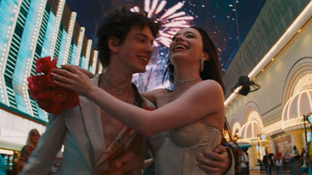 Anora, la película ganadora del Oscar plantea una historia sobre una trabajadora sexual que termina entre la espada y la pared