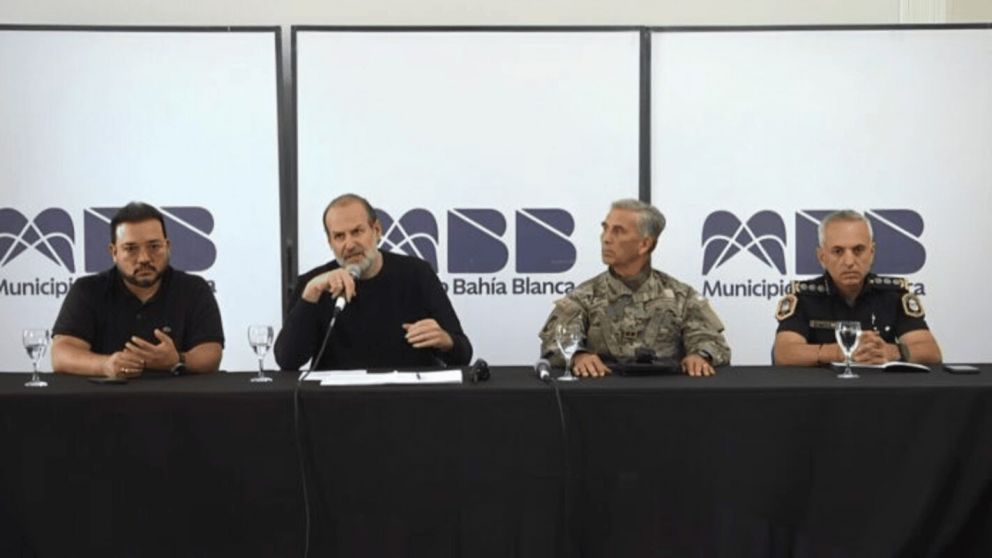Federico Susbielles dio una conferencia de prensa, tras las inundaciones de Bahía Blanca