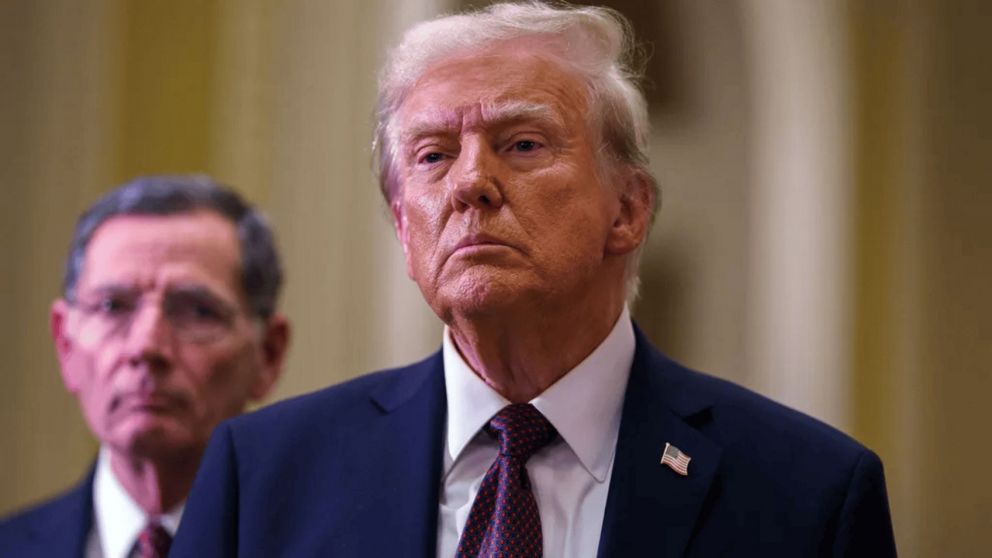 El presidente de Estados Unidos, Donald Trump, lanzó un contundente advertencia a Hamás para que libere a los rehenes (Imagen EFE).