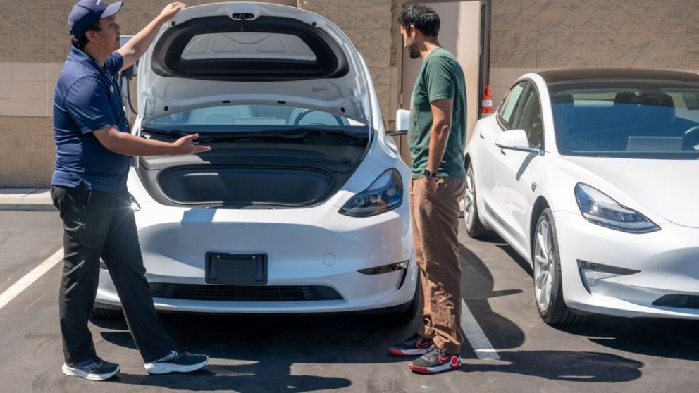 Hubo fuertes bajas de precios de Tesla usados