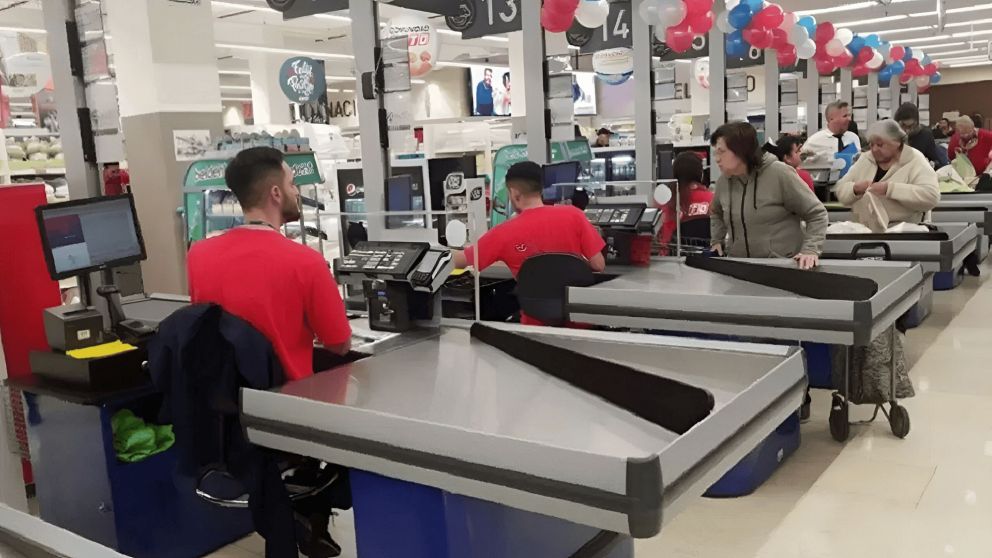 Atención empleados de comercio: cómo quedan los sueldos con el último aumento