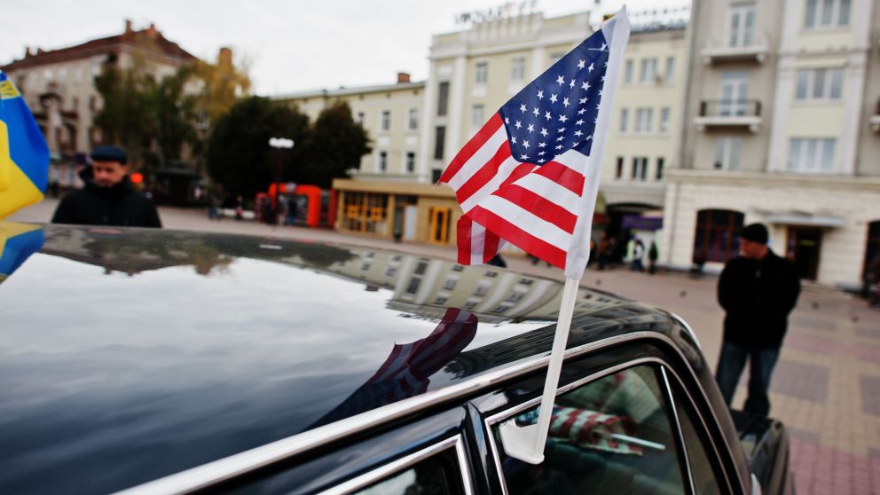 Autos importados de Estados Unidos (Freepik)