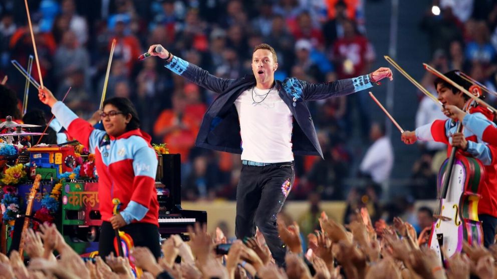 Coldplay -ahora a cargo del evento-, Beyonce y Bruno Mars encendieron el medio tiempo del Super Bowl en 2016