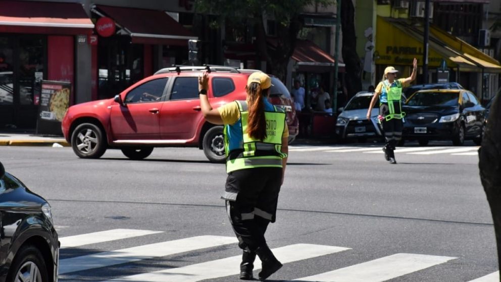 La Ciudad salió a cubrir la salida de funcionamiento de los semáforos