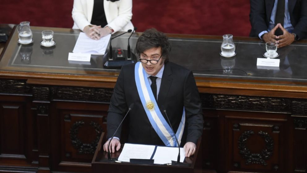 Críticas a la oposición en frases fuera del discurso leído de Javier Milei (Foto: Hernán Nersesian/ Grupo Crónica)