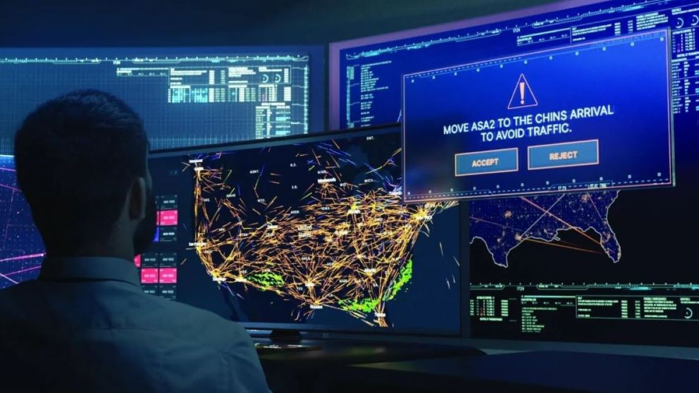 Creen que Musk podría quedarse con el sistema de comunicaciones para el control de tráfico aéreo