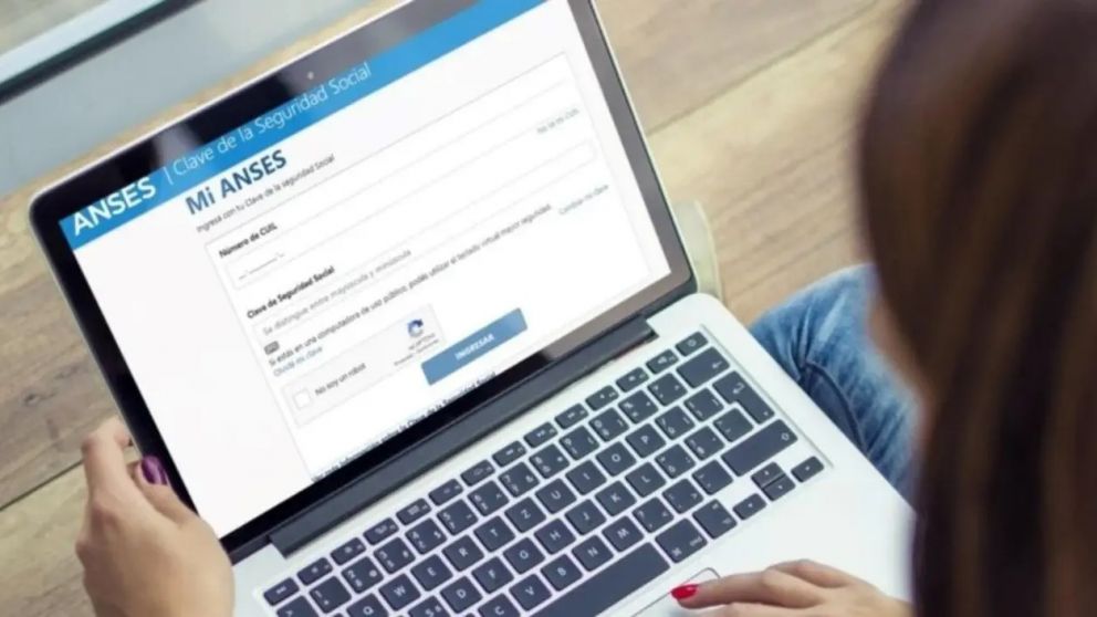 El trámite obligatorio que deben hacer los titulares de la Anses