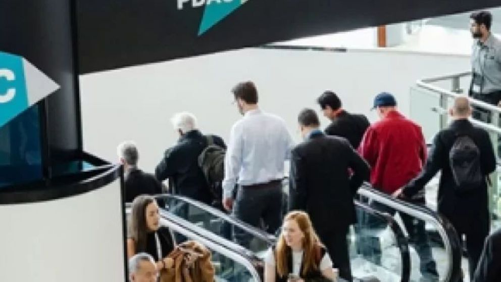  No s�lo se estrena el RIGI este a�o en Canad�, tambi�n se presenta Luis Lucero por primera vez como funcionario nacional en la gran convenci�n de mineros de todo el mundo. Existe gran expectativa en el sector por los anuncios que se puedan llegar a hacer