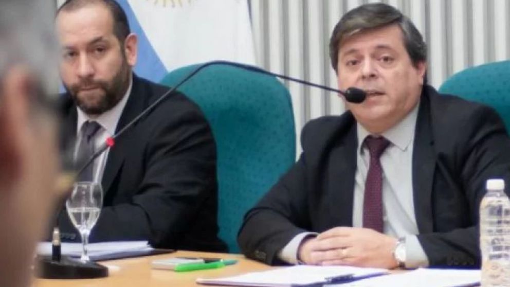 Así lo propuso la presidencia de la Cámara de Diputados. Es para tratar el proyecto del Bloque Por Santa Cruz concerniente a las áreas concesionadas por YPF. Unión por la Patria pidió una extraordinaria para el 26, para tratar su proyecto de emergencia.