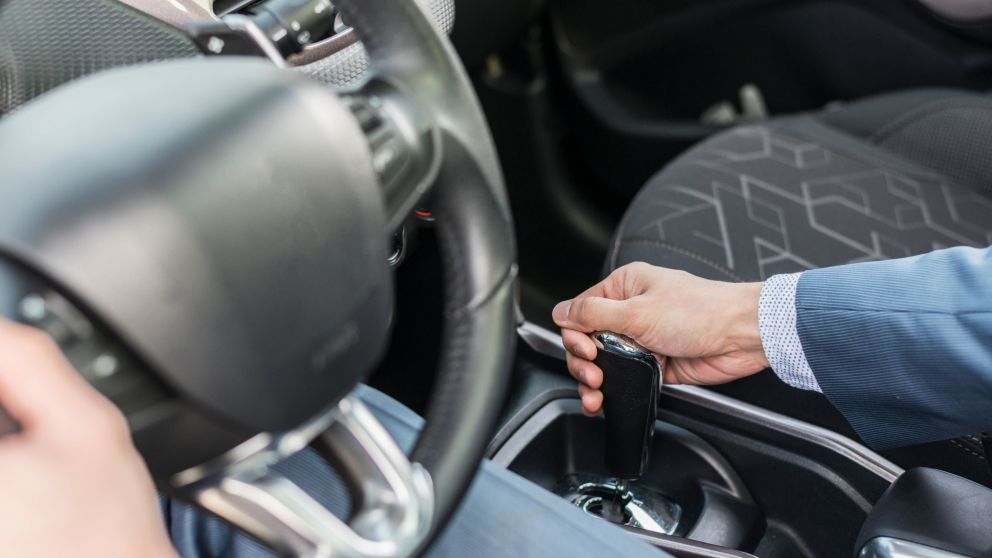 Palanca de cambios (Freepik)