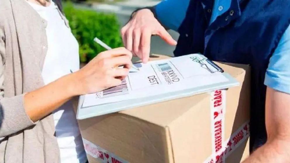 ARCA elevó a u$s3.000 el monto para las compras del exterior por medio de PSP y Courier (Imagen ilustrativa).