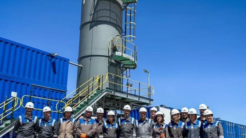 Frente a los rumores sobre el simbólico pozo no convencional de Comodoro Rivadavia, fuentes de la empresa le confirmaron a La Opinión Austral que nunca se trató en directorio la cesión del bloque Manantiales Behr y no hay abierto ningún proceso de venta