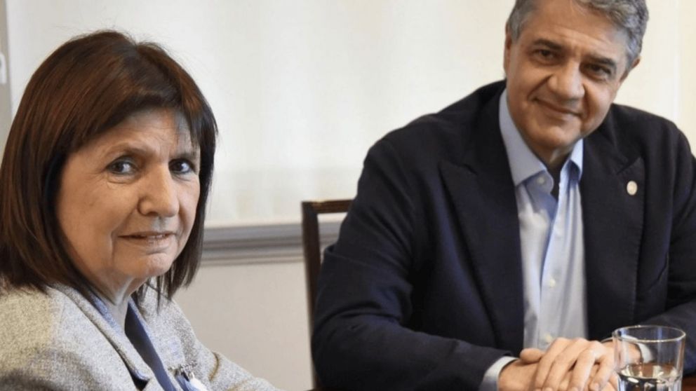 Patricia Bullrich y Jorge Macri acordaron trasladar 400 presos a cárceles federales.