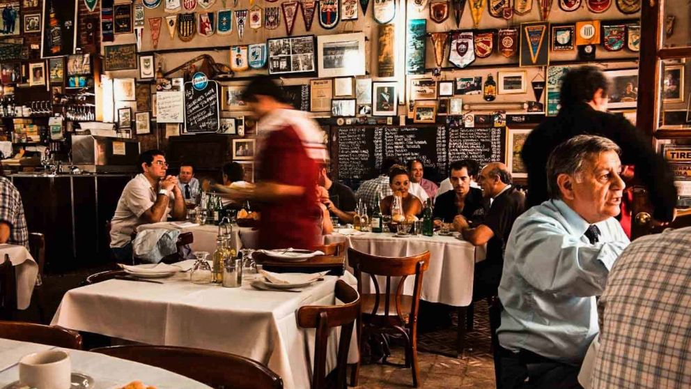 Restaurantes y hoteles fue el rubro que más aumentó en la inflación de enero en CABA