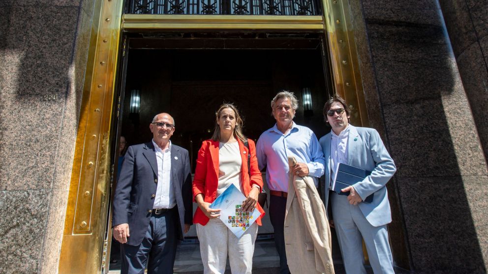 Los dirigentes en Economía