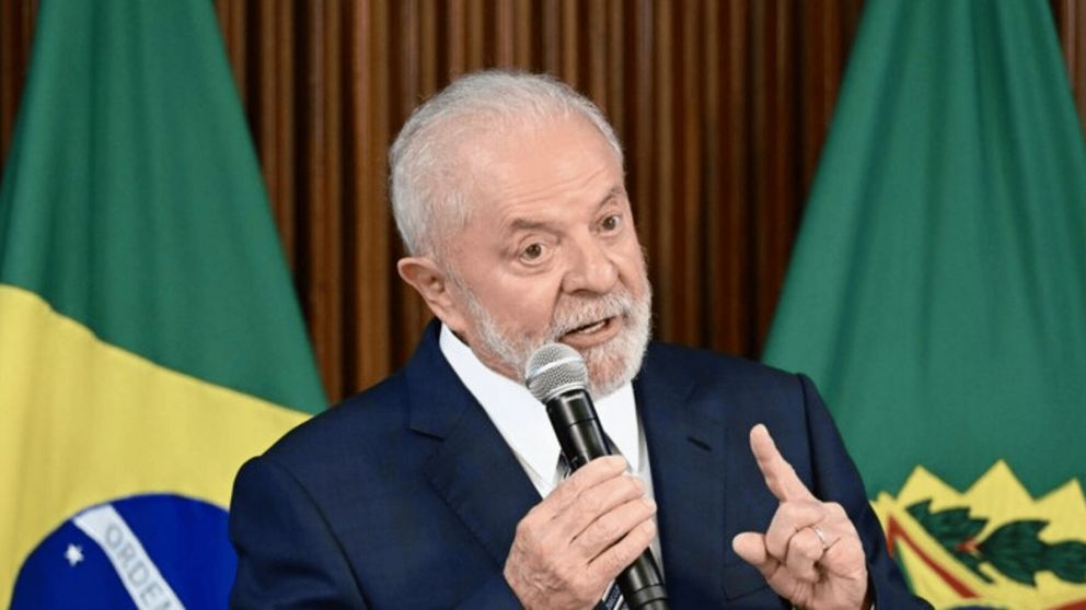 Lula Da Silva fue operado de urgencia.