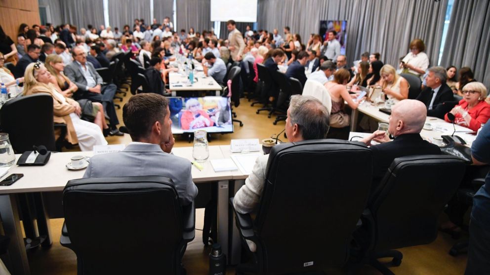 Los que firmaron para suspender las PASO en Diputados