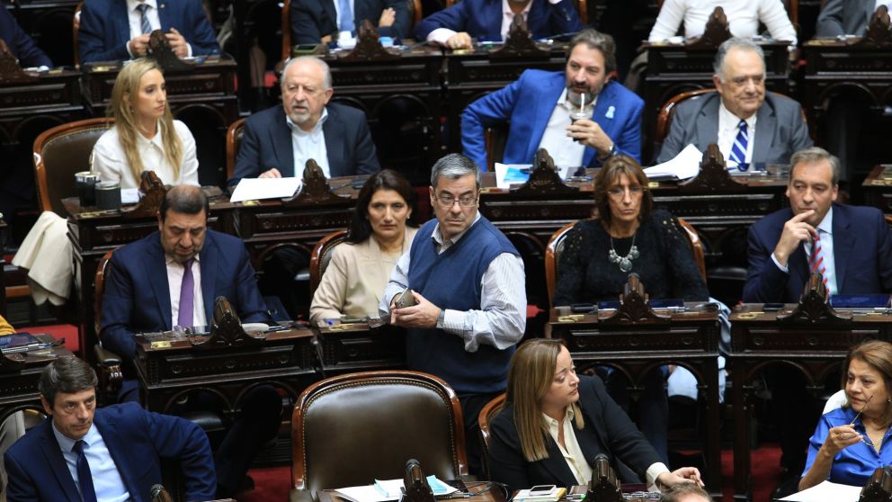 Suspensión de las PASO: la interna entre CFK y Kicillof se cuela en el debate por el posicionamiento de UP en Diputados