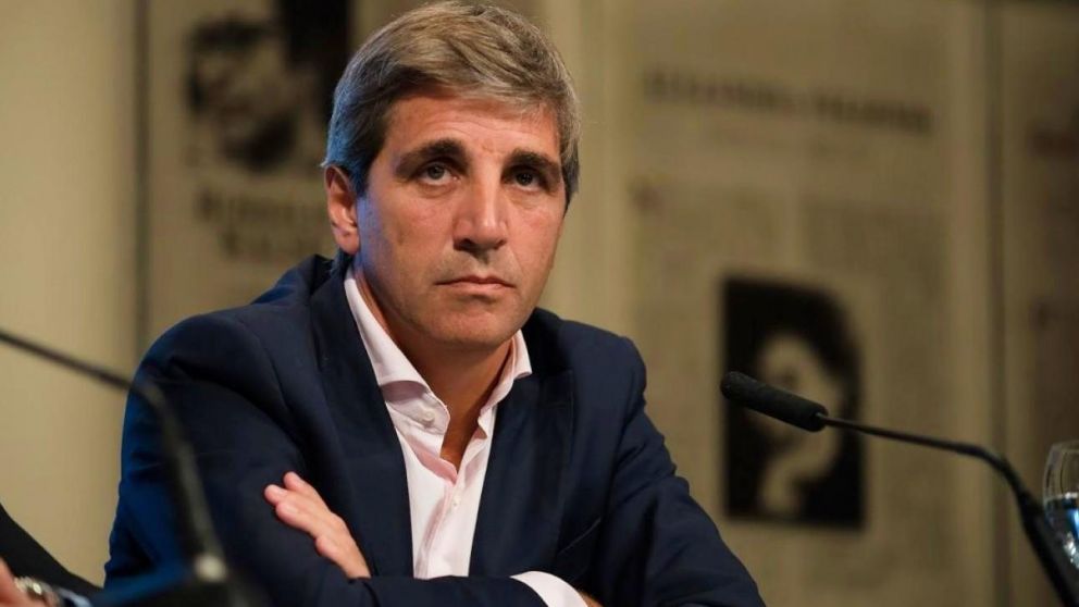 Caputo defendió a Milei