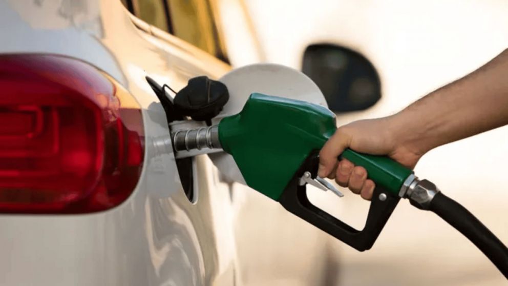 El Gobierno autorizó el autodespacho de combustible en todo el país (Imagen ilustrativa).