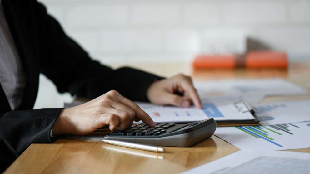 Qué servicios aumentan en febrero