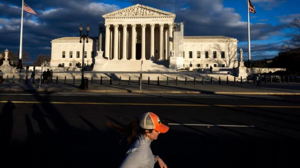 La Corte Suprema de EE.UU. le dice 'no' a la Argentina y los buitres podrían volar con 310 millones de dólares