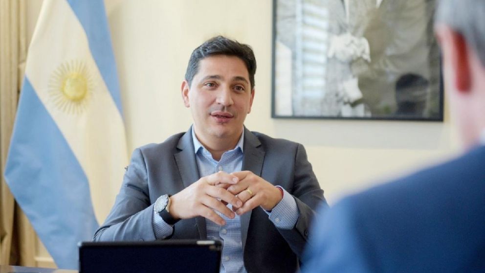 El ministro Marinucci anunció recambios en la cartera de Transporte bonaerense.