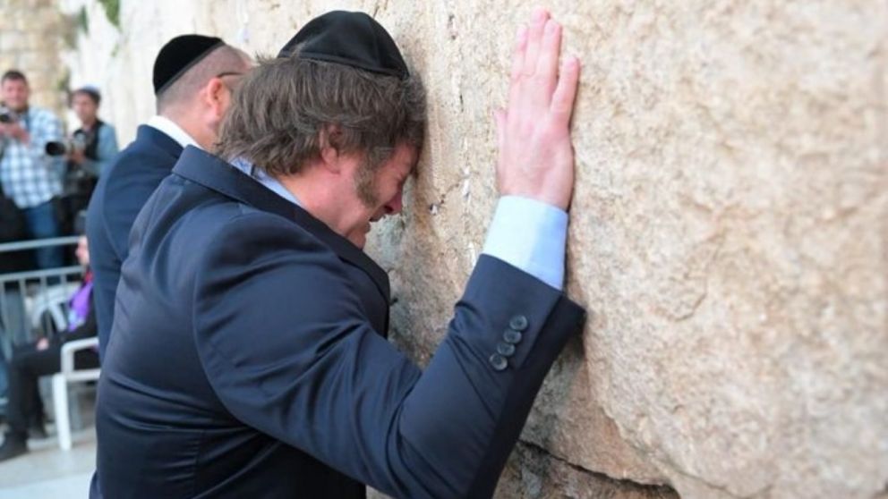Javier Milei visitó el Muro de los Lamentos en febrero de 2024