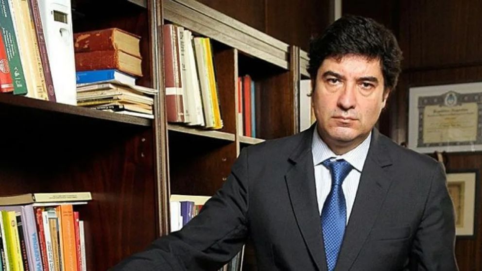 El juez Slokar salió en defensa de Madres de Plaza de Mayo