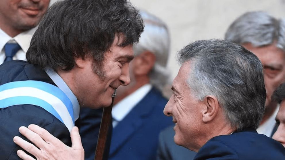 Javier Milei afirmó que un acuerdo con Mauricio Macri “sería ideal para arrasar con el kirchnerismo”.
