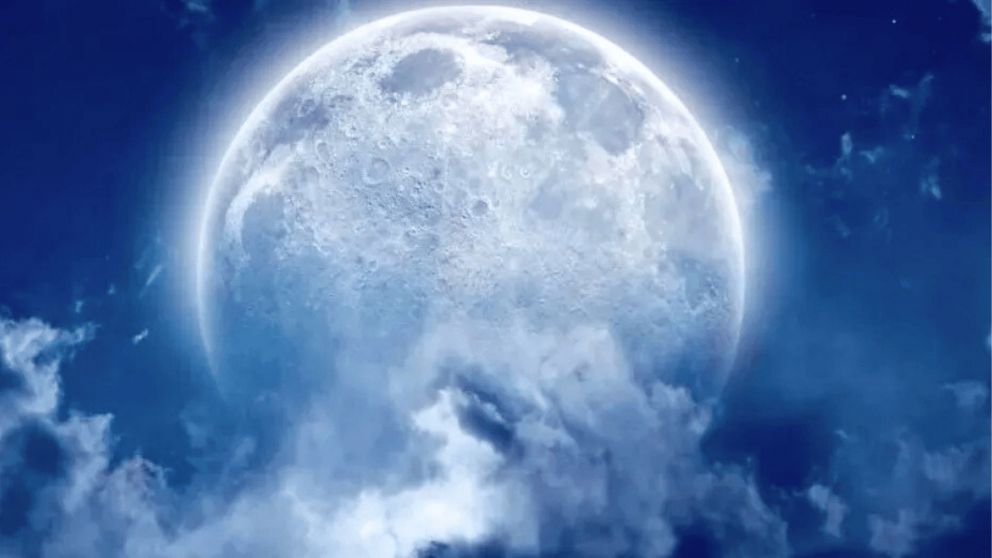Cómo será la primera luna llena del 2025.