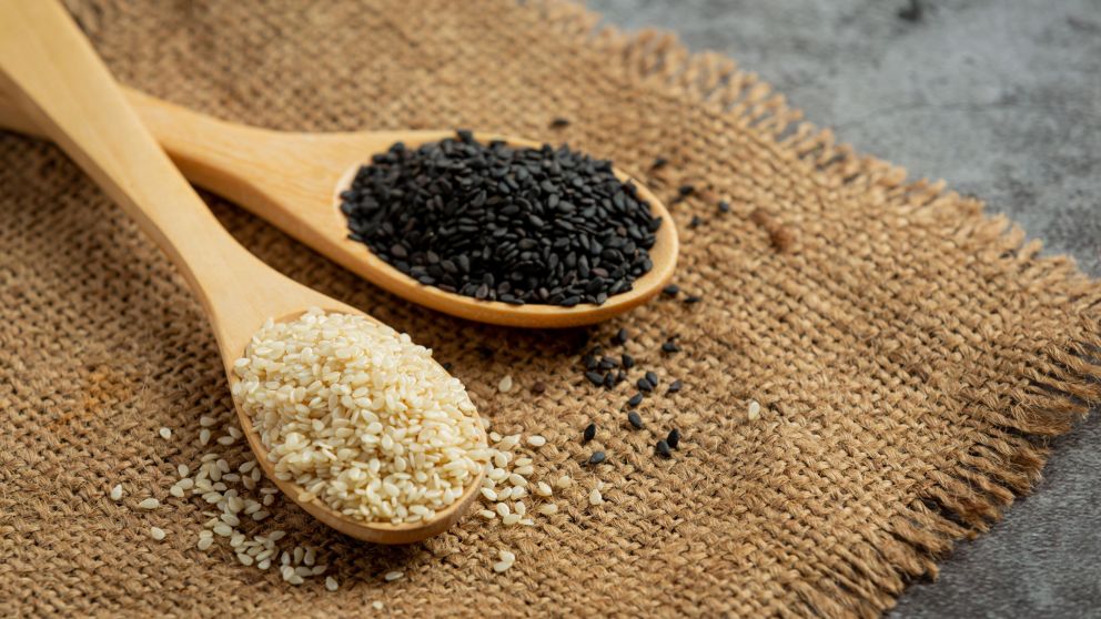 El superalimento que fortalece los huesos y previene la osteoporosis