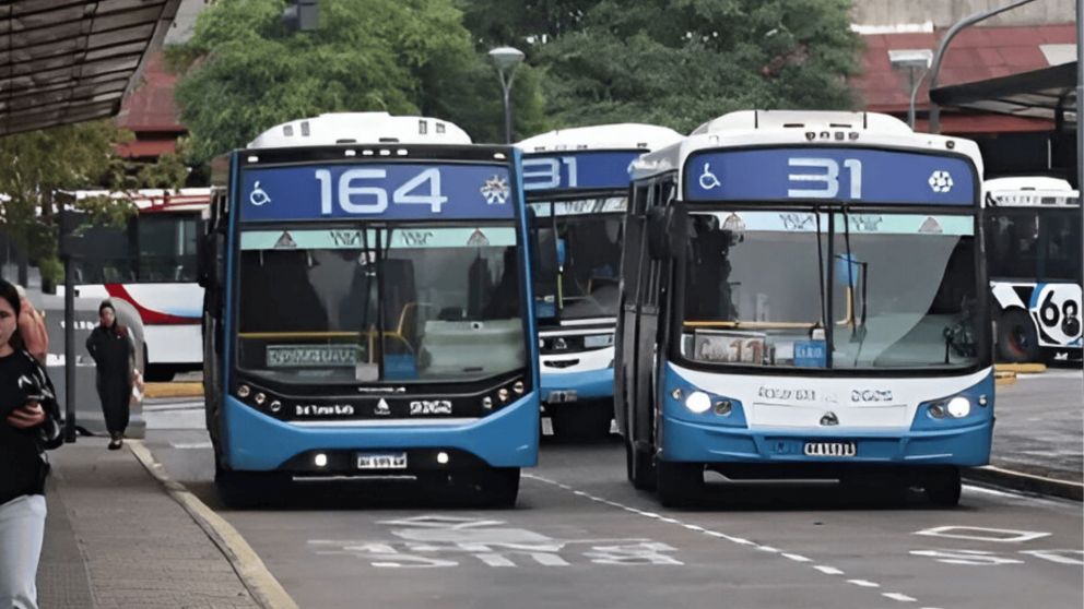 El Gobierno logr� frenar el paro de colectivos.