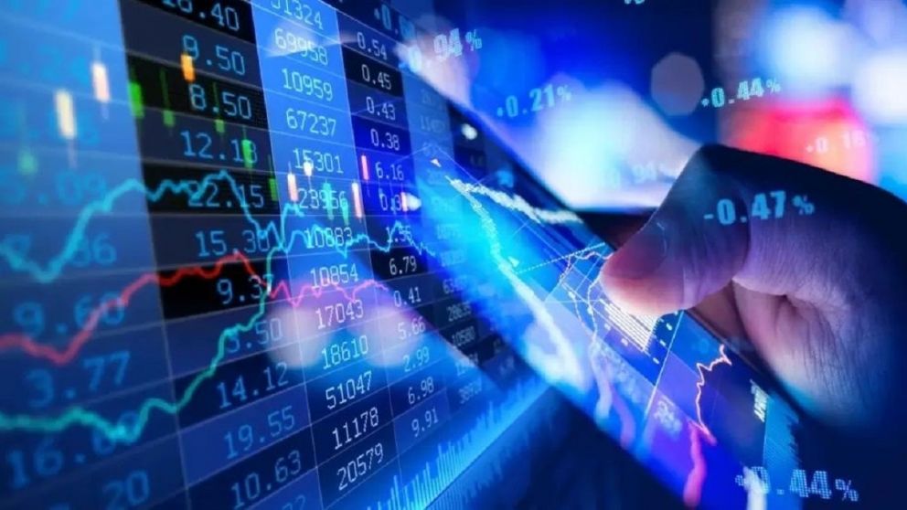 En el tercer trimestre de 2024, la inversión en software, hardware tecnológico, equipamiento industrial y estructuras de centros de datos representó casi 6% del PBI de EE.UU.