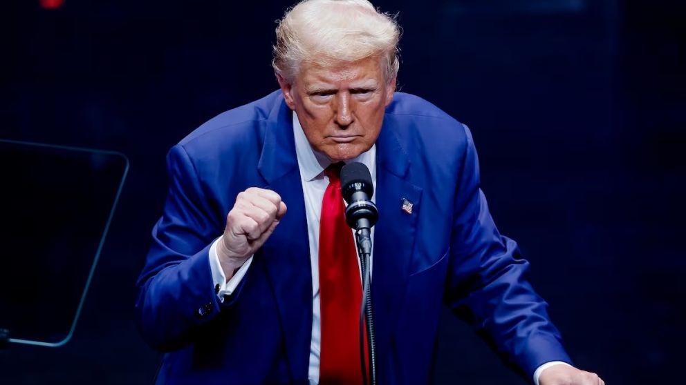 Trump insiste con una serie de propuestas de alto impacto mediático