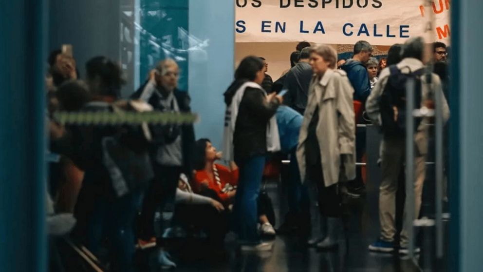 Despidos de empleados estatales en Argentina 2024