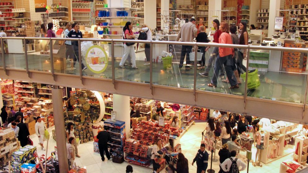 La mayor caída la sufrió el sector bajo superior al caer un 6%
