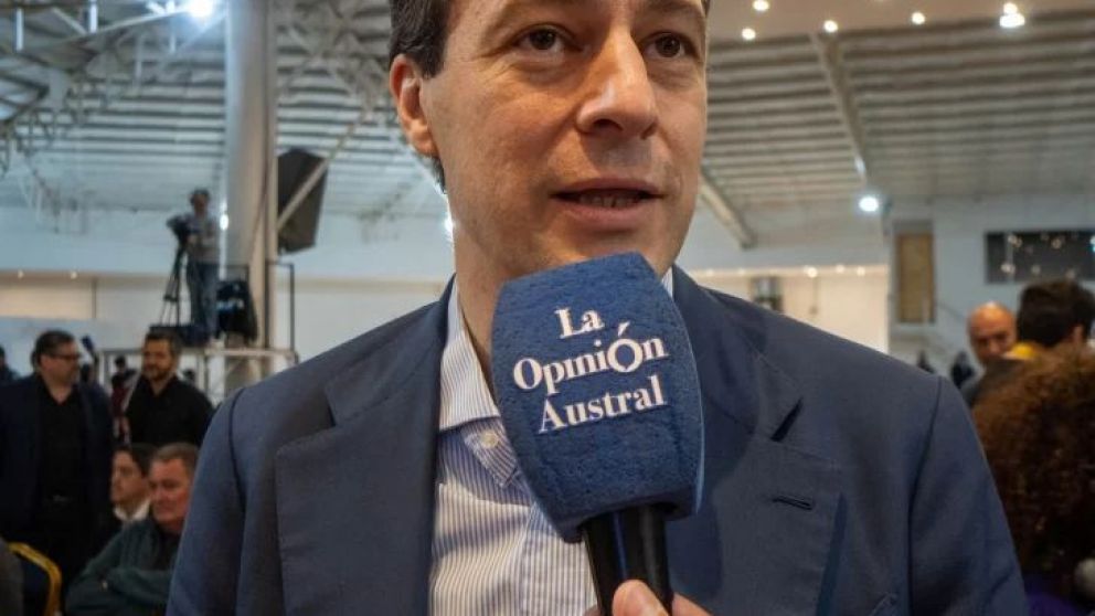 "Depende mucho más de YPF que de nosotros", dijo a La Opinión Austral Eduardo Eurnekian, presidente de la Compañía General de Combustibles, quien señaló que a las áreas maduras convencionales hay que "aparejarlas" con otros yacimientos. La apuesta a Pale