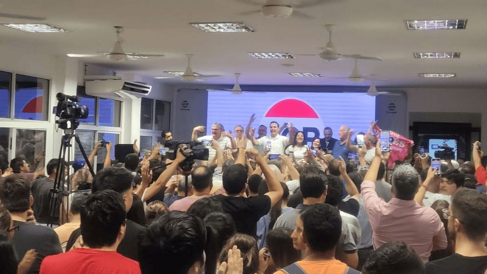 La lista �Vamos Corrientes�, encabezada por Vald�s, cont� con un amplio respaldo de los afiliados