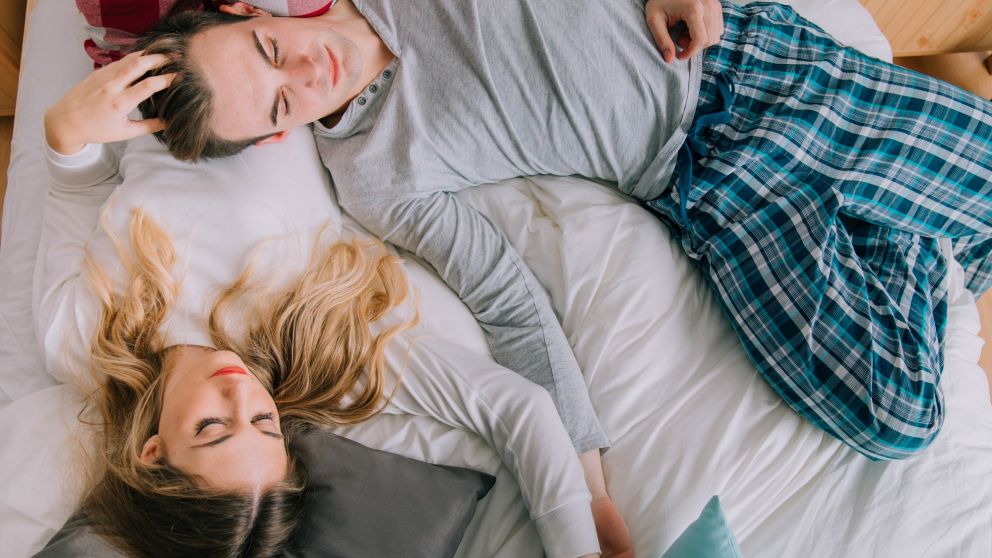 Gente durmiendo (Freepik)
