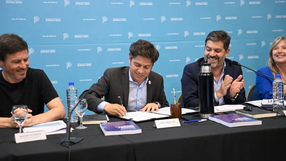 Kicillof anunció una inversión millonaria de la provincia destinada a fomentar la investigación científica