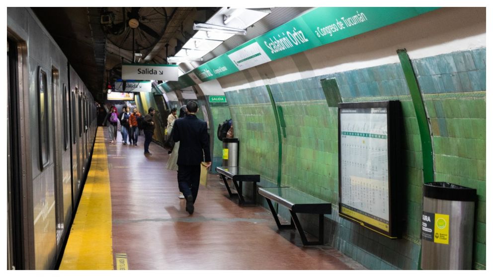 Renovación de estaciones en la Línea D: cronograma y alternativas para los usuarios