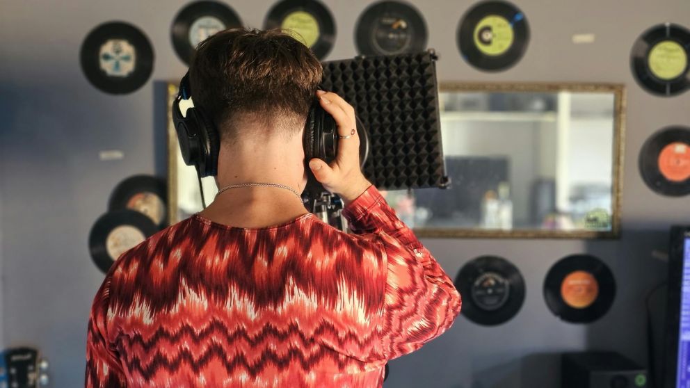 Las industrias de la música y el cine enfrentan el desafío de la inteligencia artificial