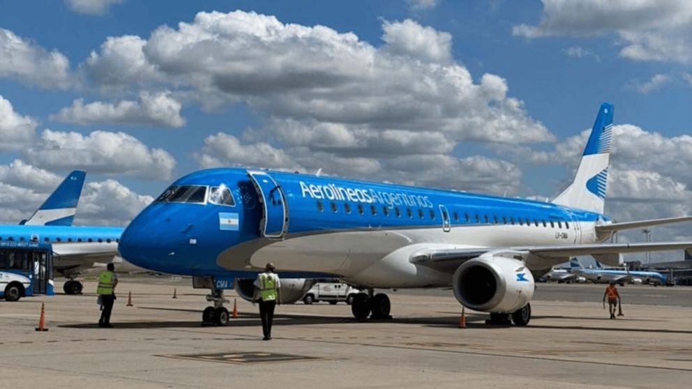 Diputados dictaminó la privatización de la Aerolínea la semana pasada