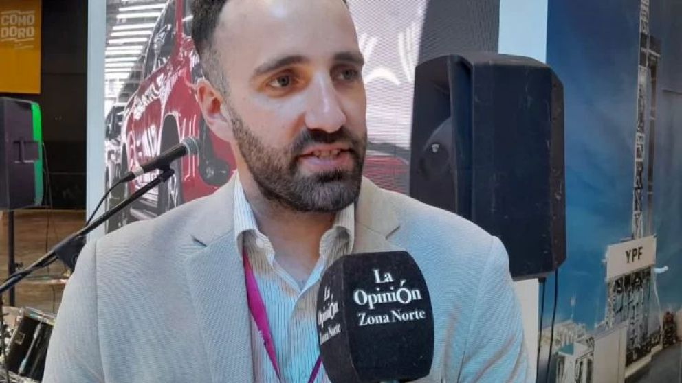 Juan Bergna, líder técnico del Consorcio H2AR, presentó los avances de Y-TEC en hidrógeno verde y azul como motores de la transición energética en Argentina.