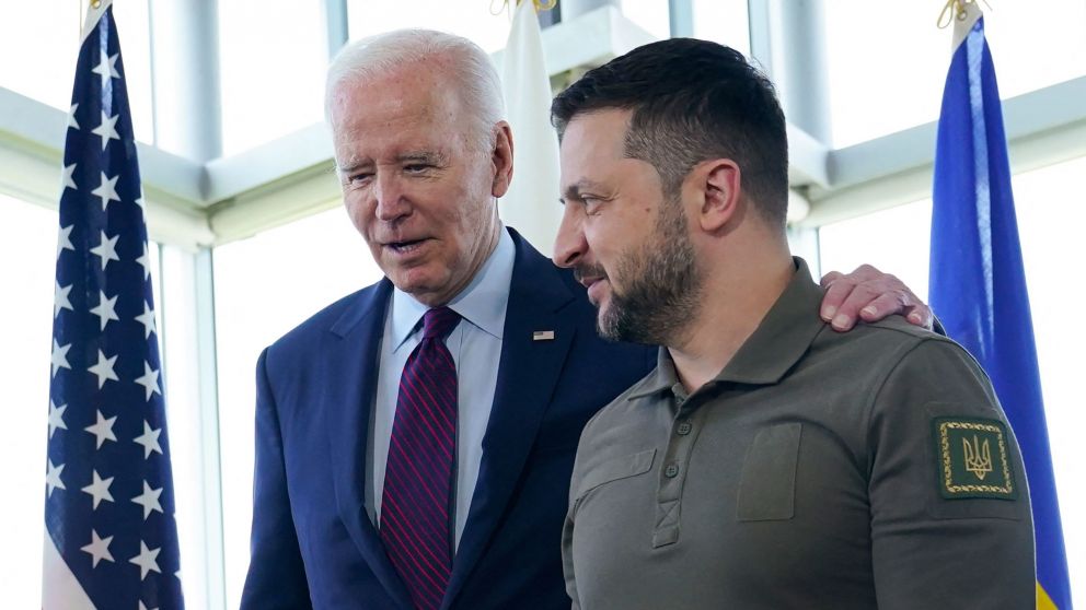 El último gesto de Biden para apoyar a Zelenski amenaza con una escalada del conflicto de consecuencias imprevisibles