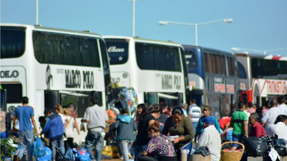 Los argentinos van de tour de compras a Paraguay